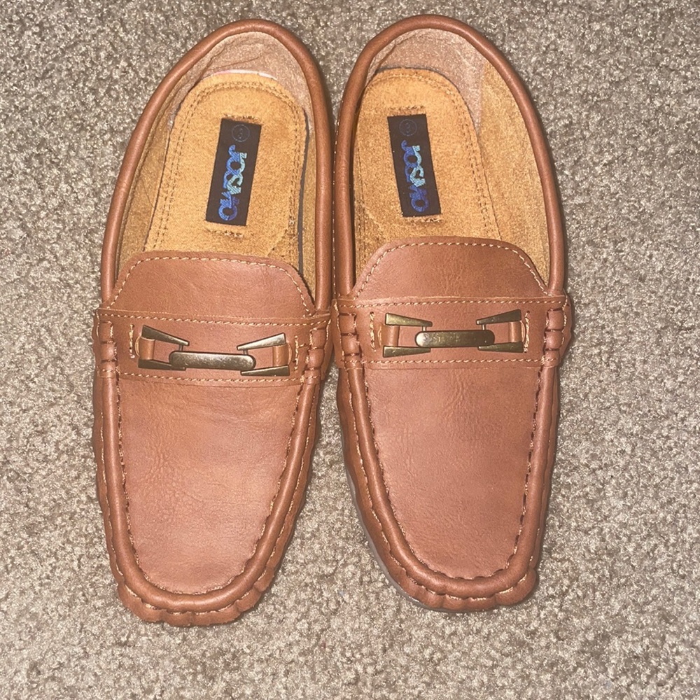 Boys Dress Shoes Size 3 NWOT